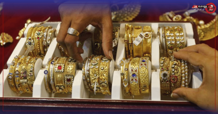 Gold prices surge in Pakistan